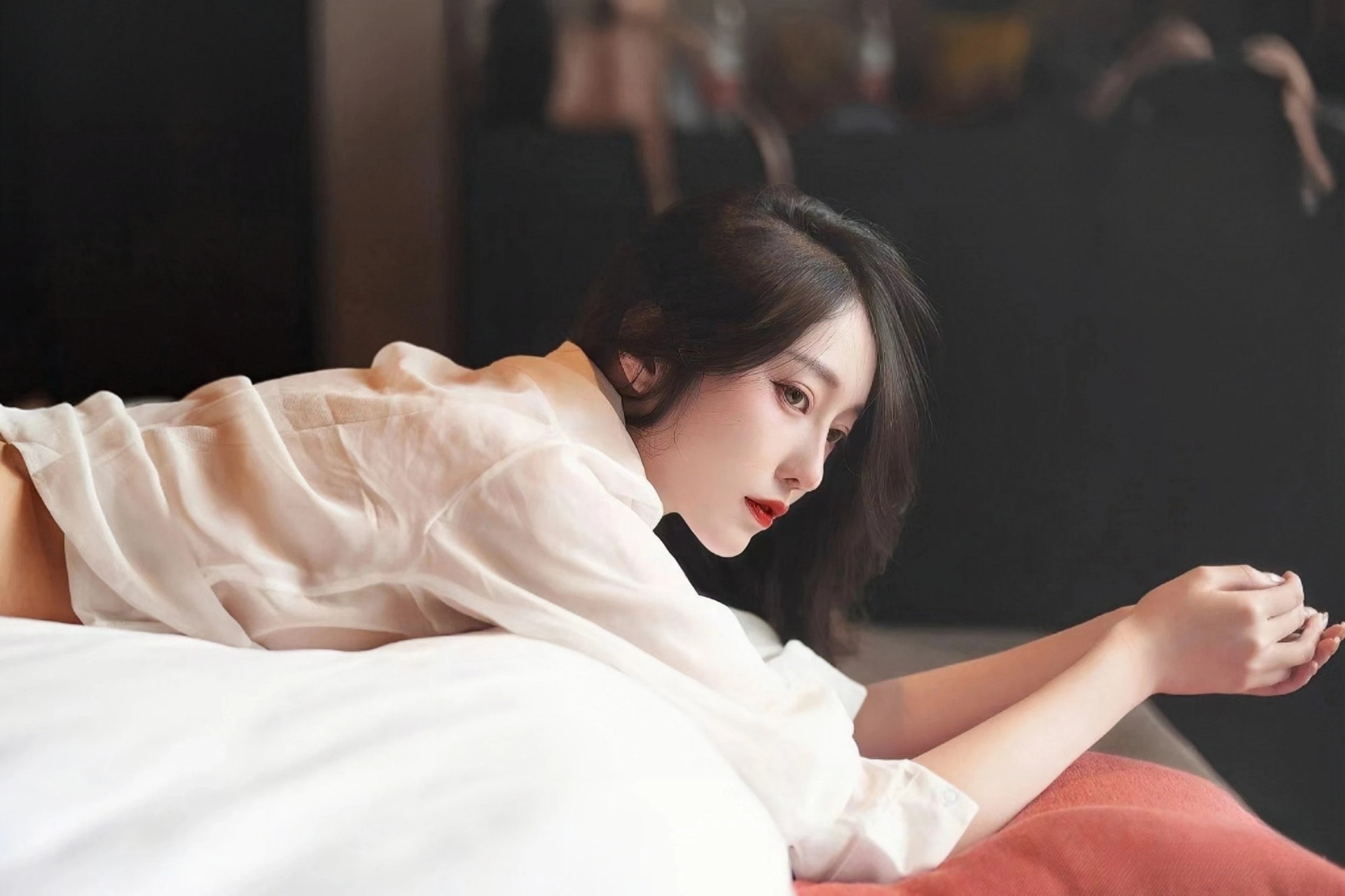 中马免签协定生效 继续“说走就走”的友谊